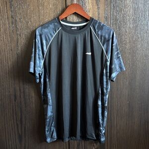 Avia Black Athletic Short Sleeve Tee with Gray Camo Panels